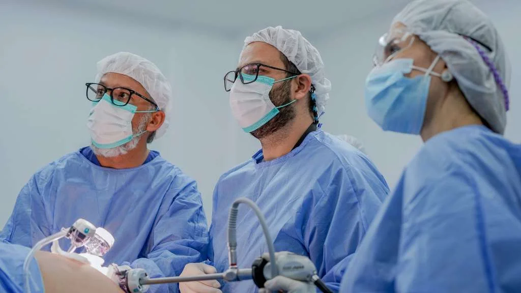 Incisiones-reduccion-del-tamano-del-estomago-Manga-Gastrica-Global-Obesity-Group-1