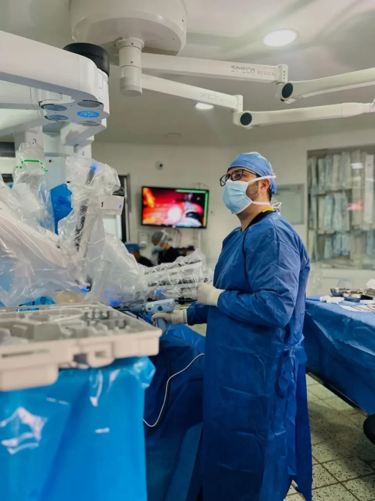 Cirugía bariátrica robotica - Dr Felipe Bernal